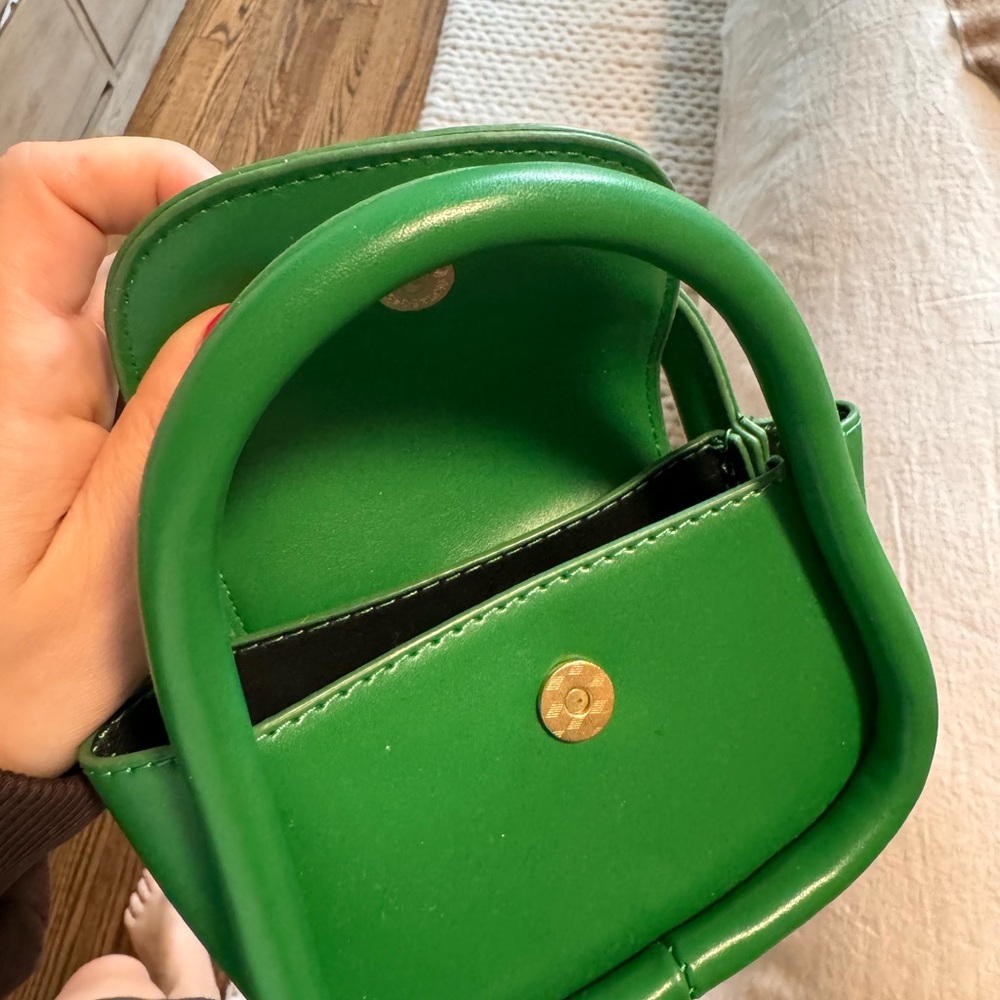 Mini Green Purse - Picture 2 of 3
